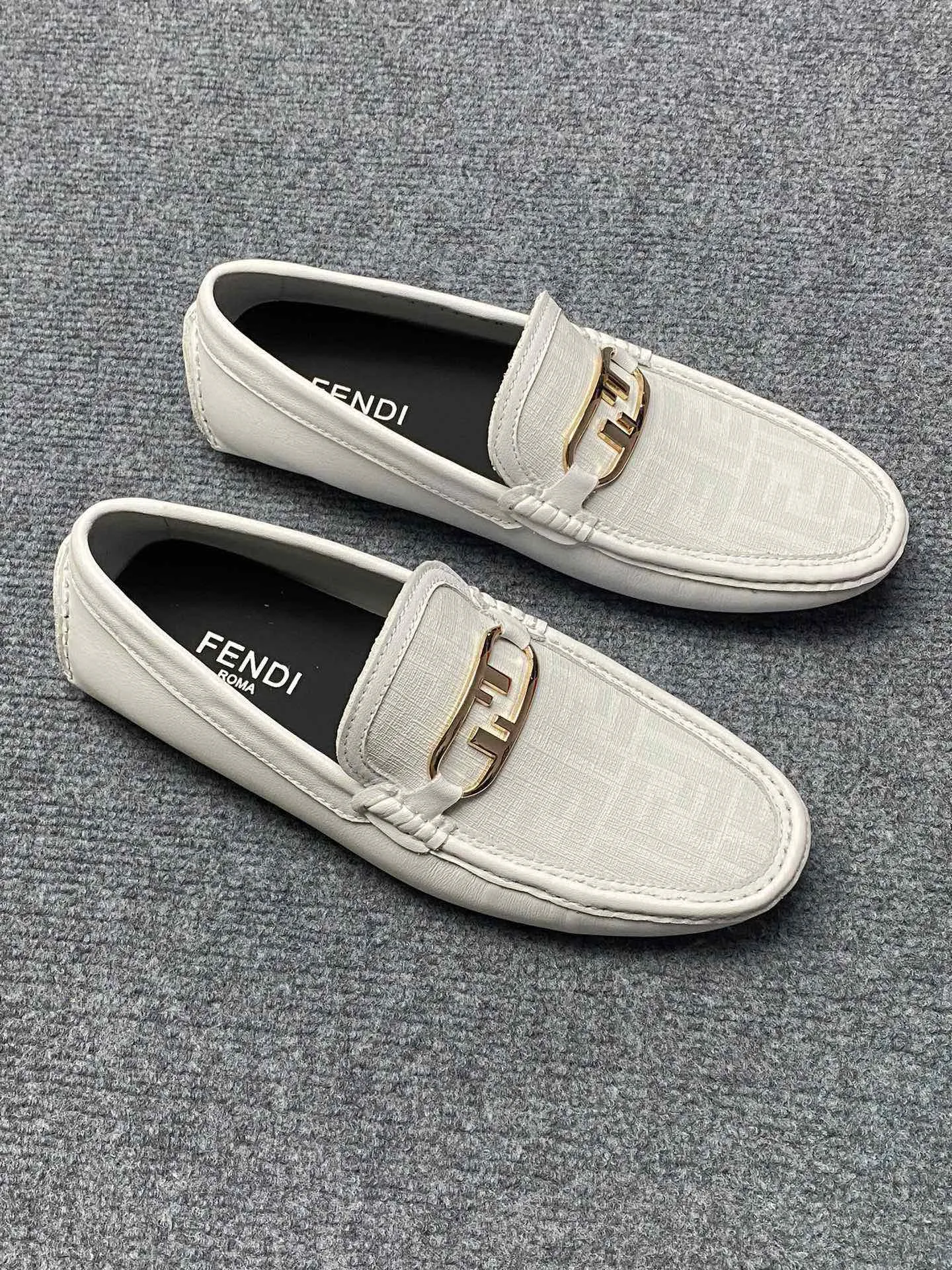 Men's Men's Shoes Men's Men's Shoes 💰700FENDI Fendi Men's Shoes are breathable and comfortable. Original development. Counters copy one to one. Imported cowhide. Niuri. 38 to 44. (can be ordered at 45.46. No returns or exchanges)